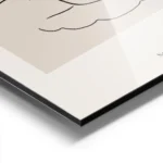 affiche avec une femme allongee dans un coquillage en line art noir sur fond bei aluminium.webp