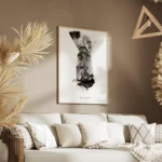 affiche avec une illustration aquarelle de deux mains entremelees en noir gris e salon.webp