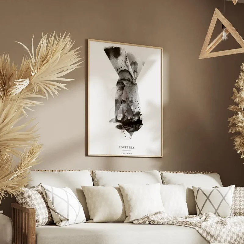 affiche avec une illustration aquarelle de deux mains entremelees en noir gris e salon.webp