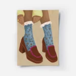 affiche avec une illustration de pieds chausses de mocassins marron a talons et .webp