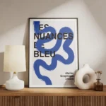 affiche avec une ligne bleue sinueuse et du texte noir style moderne meuble.webp