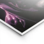 affiche batman en gros plan avec un eclairage neon violet sur la gauche sur fond lightpanel.webp
