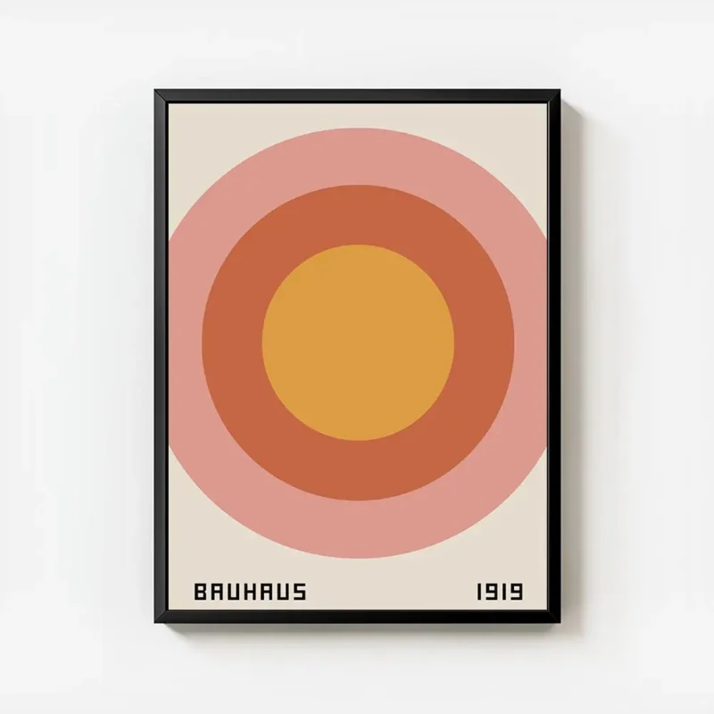 affiche bauhaus avec cercles concentriques rose orange et jaune retro typographi avec cadre.webp