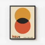 affiche bauhaus avec cercles orange et rouge se chevauchant texte bauhaus en typ avec cadre.webp