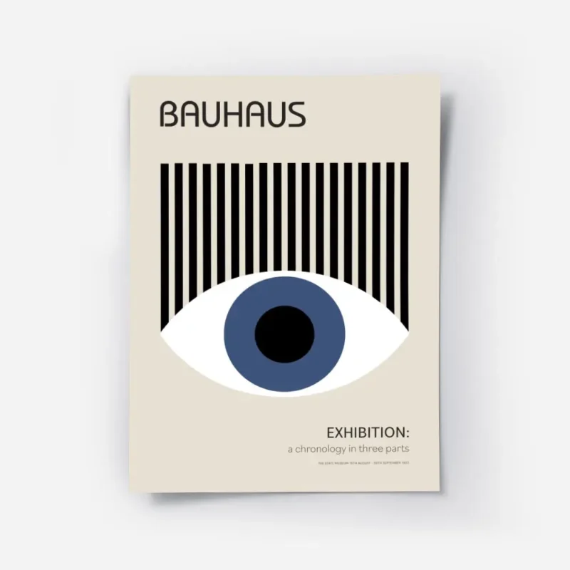 affiche bauhaus avec il bleu et rayures noires texte typographie bauhaus exposit.webp