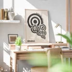 affiche bauhaus geometrique avec cercles noirs et typographie sur fond beige bureau.webp
