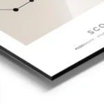 affiche beige avec illustration de la constellation du scorpion en noir typograp aluminium.webp