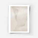 affiche beige avec texture en forme de vagues et lignes 3d pour une ambiance cal.webp