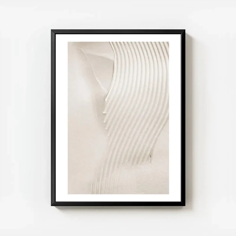 affiche beige avec texture en forme de vagues et lignes 3d pour une ambiance cal avec cadre.webp