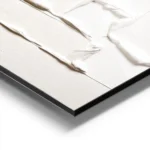 affiche beige moderne avec des couches de peinture texturees formant des blocs aluminium.webp