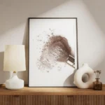 affiche blush avec un pinceau de maquillage etalant de la poudre rose sur un fon meuble.webp