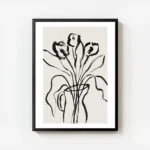 affiche botanique avec des fleurs noires et des feuilles dans un vase noir sur f avec cadre.webp