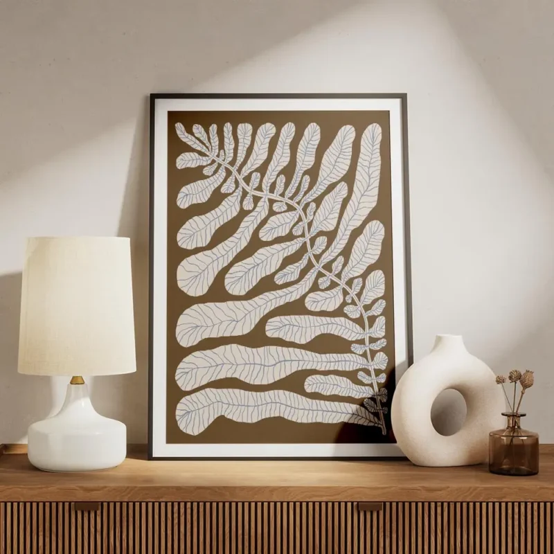 affiche botanique dune plante aux feuilles legeres et branches sur fond brun meuble.webp