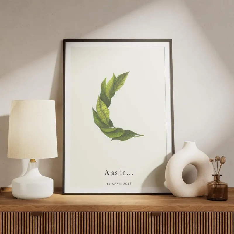 affiche botanique personnalisee avec une lettre c formee de feuilles vertes et d meuble.webp