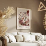 affiche bouquet presse fleurs sechees aux couleurs sourdes tons violets et borde salon.webp