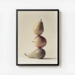 affiche calme de trois poires empilees sur un fond beige fruit a la typographie avec cadre.webp