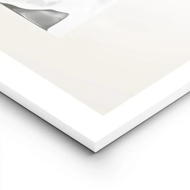 affiche carree metallique en tons de gris et blanc aux formes fluides et brillan lightpanel.webp