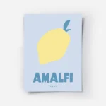 affiche citron jaune et bleu texte amalfi en typographie bleue.webp
