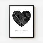 affiche coeur noir carte personnalisee en forme de c ur noir sur fond blanc avec avec cadre.webp