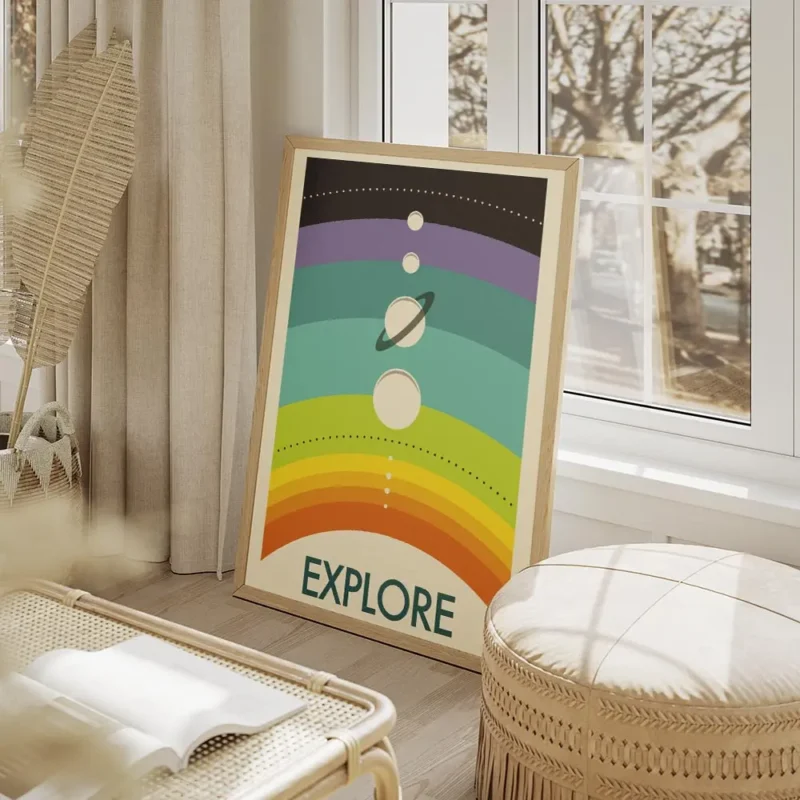 affiche coloree de planetes alignees sur un arc en ciel avec le mot explore en b salon beige.webp
