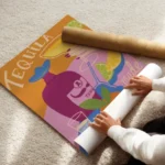 affiche coloree de tequila avec une bouteille un verre a margarita des agrumes e enroule.webp