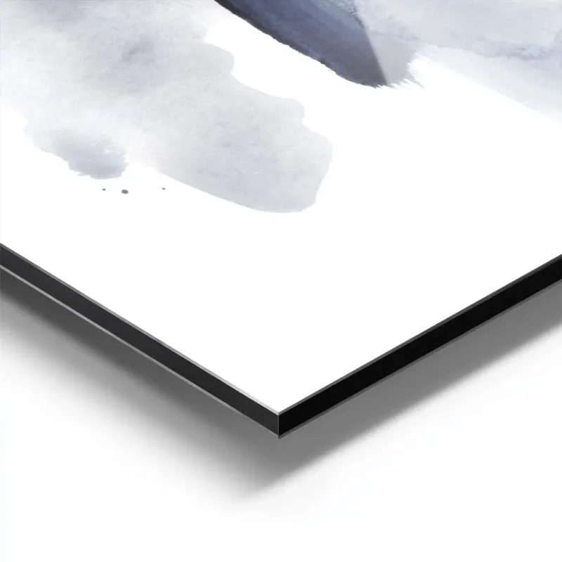 affiche daquarelle abstraite bleue avec des coups de pinceau et des taches de co aluminium.webp