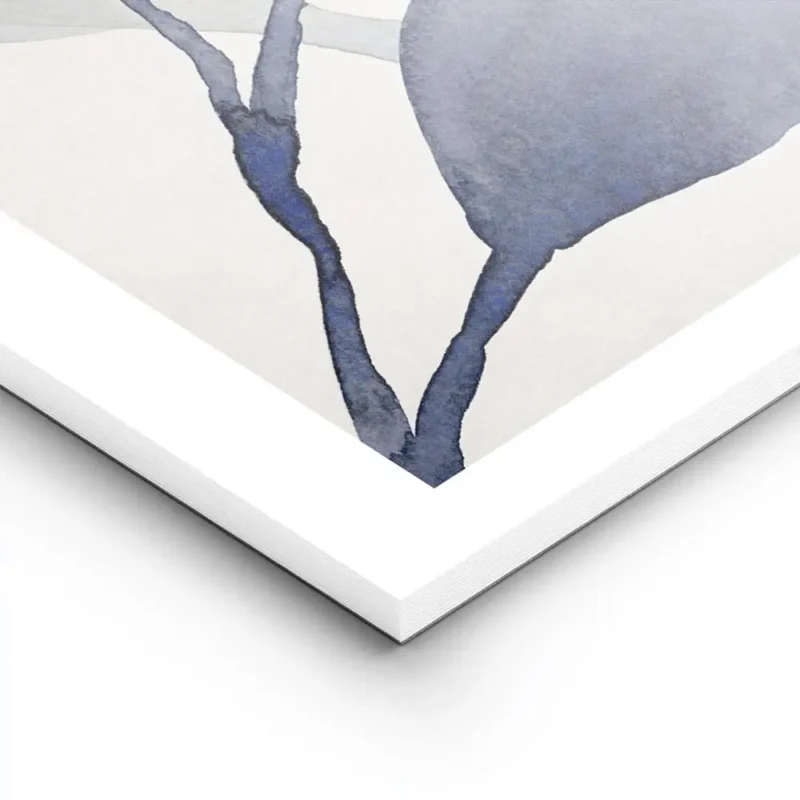 affiche daquarelle de plantes aquatiques bleues sur fond clair avec un effet de lightpanel.webp