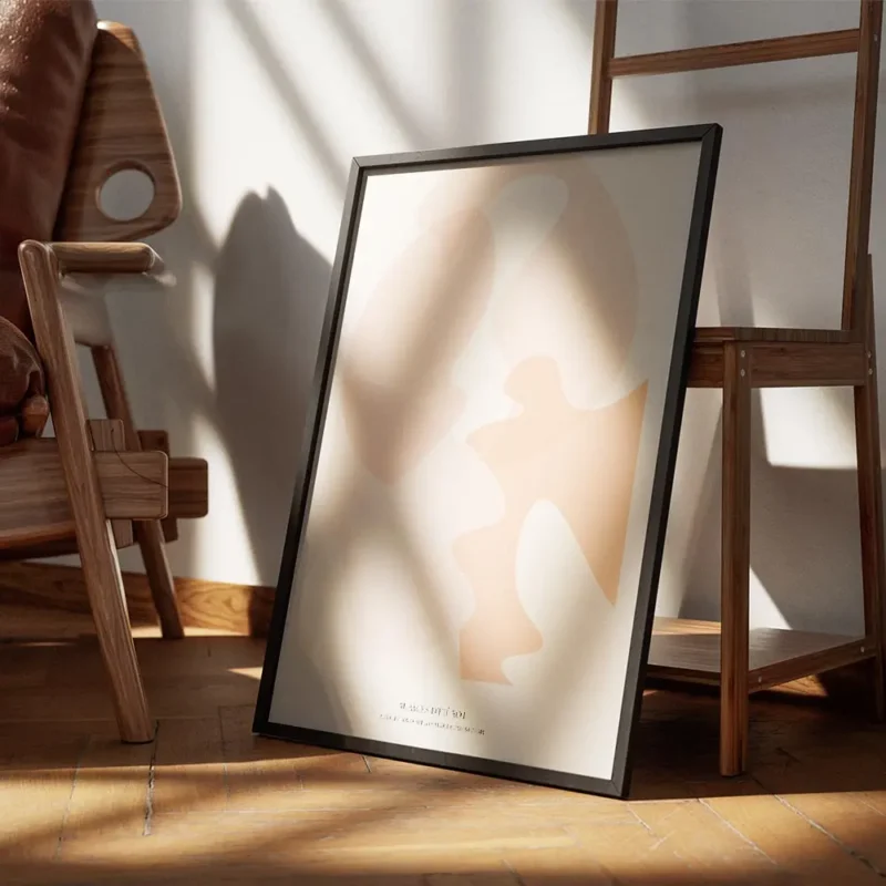 affiche dart abstrait aux formes fluides couleur peche et beige avec typographie encadre.webp