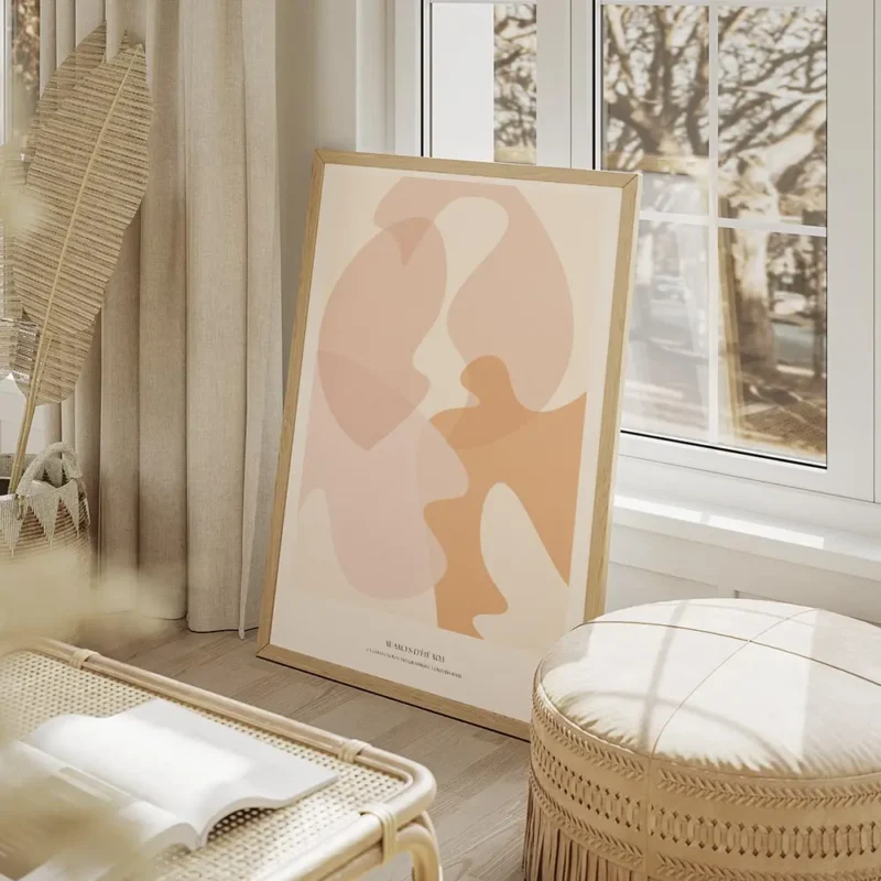 affiche dart abstrait aux formes fluides couleur peche et beige avec typographie salon beige.webp