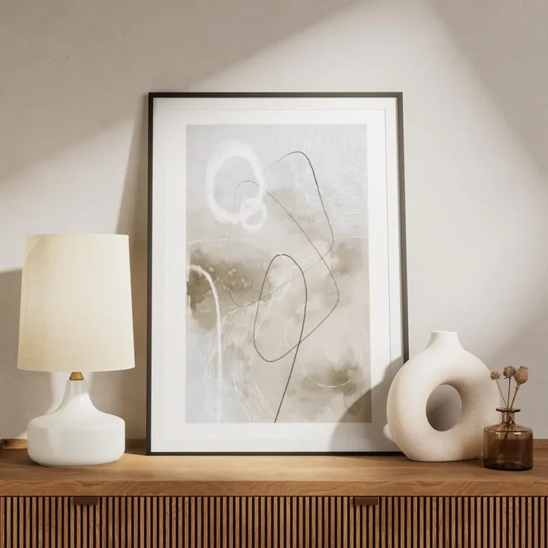 affiche dart abstrait avec des formes et lignes noires et blanches sur fond gris meuble.webp