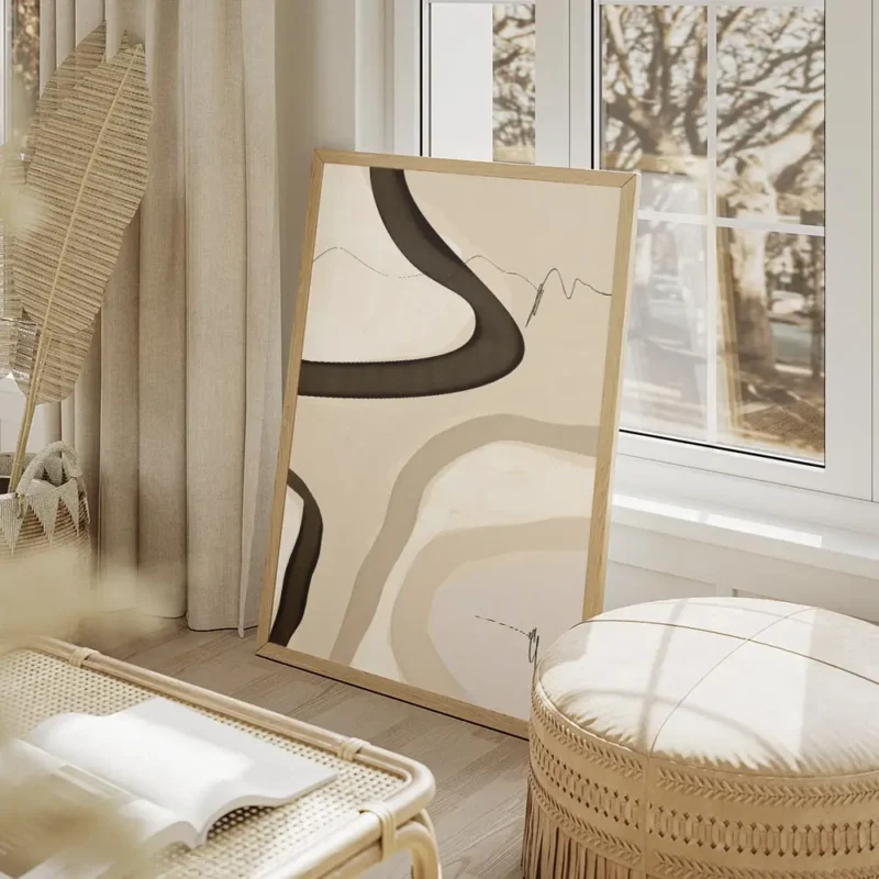 affiche dart abstrait avec des formes texturees noires beiges et blanches et des salon beige.webp