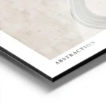affiche dart abstrait avec des volutes vertes sur fond beige texture et le texte aluminium.webp
