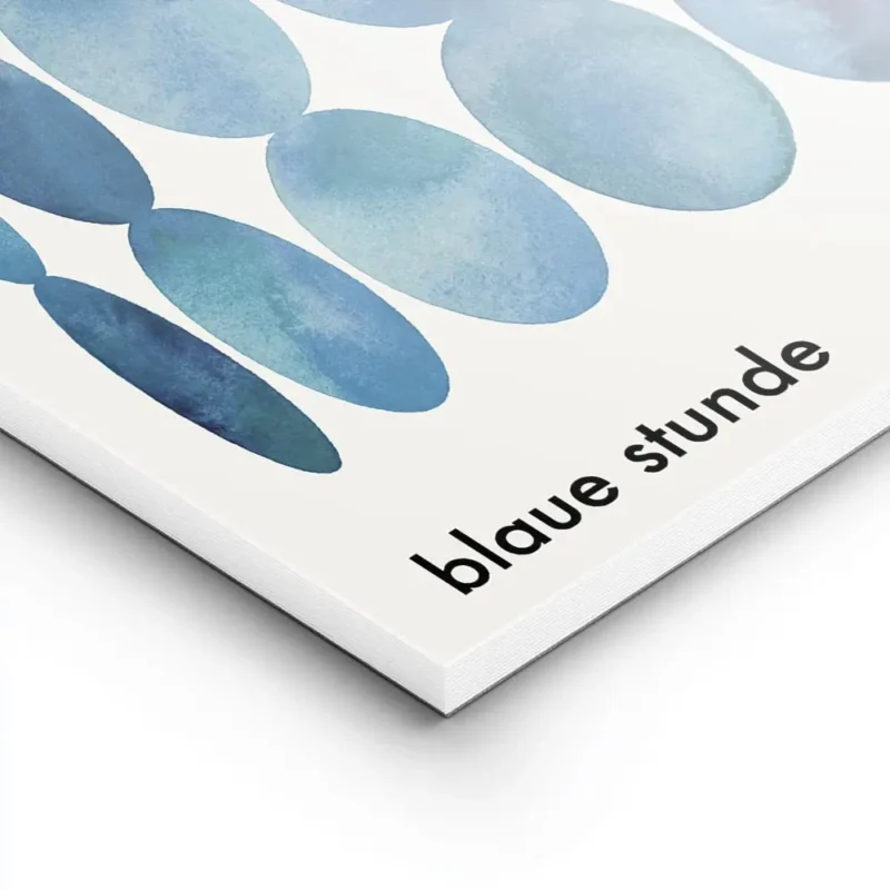affiche dart abstrait bleu avec des cercles de formes variees et une typographie lightpanel.webp