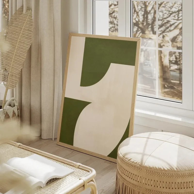 affiche dart abstrait geometrique avec des formes graphiques vertes et beiges ty salon beige.webp