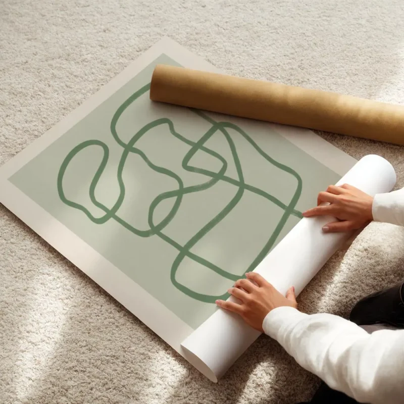 affiche dart abstrait moderne avec des lignes vertes entrelacees sur un fond ver enroule.webp