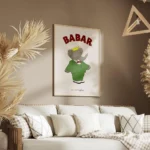 affiche de babar lelephant vetu dun costume vert et dun n ud papillon rouge sur salon.webp