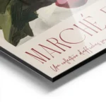 affiche de baies rouges et feuilles vertes sur fond beige avec le texte marche d aluminium.webp