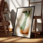affiche de botte verte a talon haut avec un effet de flou pour une impression de encadre.webp