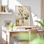 affiche de branches et de feuilles vertes jaunes et marron sur fond beige typogr bureau.webp