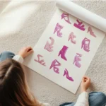 affiche de chaussures roses illustration de divers modeles de talons hauts et bo en rouleau.webp