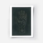 affiche de chiromancie avec une main doree et des signes astronomiques sur fond .webp