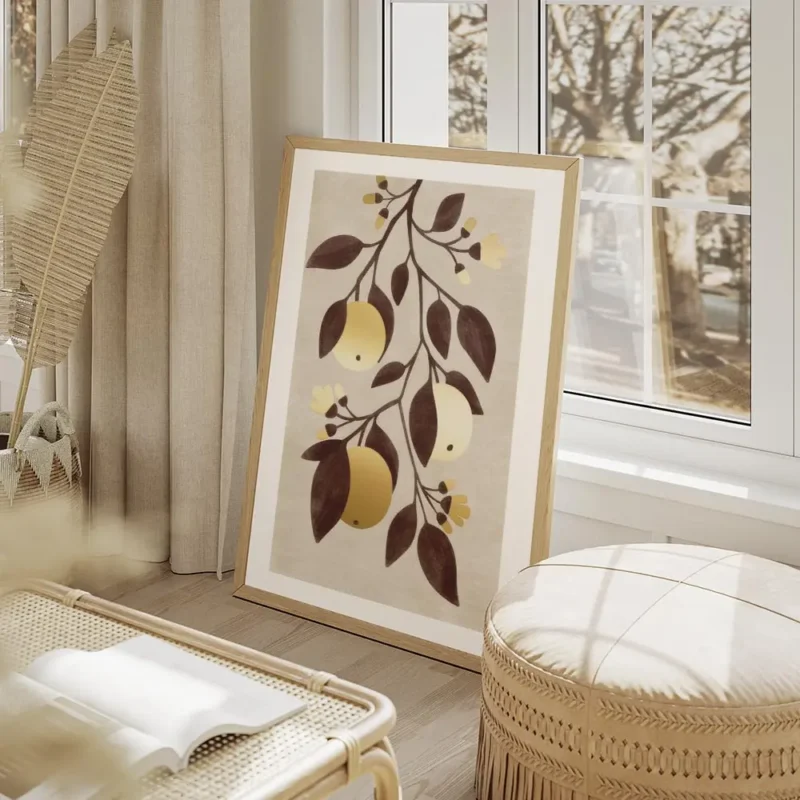 affiche de citrons dores avec des feuilles marron sur fond beige typographie gra salon beige.webp