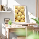 affiche de citrons jaunes frais empiles texture de peau visible bureau.webp
