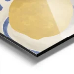 affiche de citrons jaunes sur une nappe a carreaux beige avec un citron sur une aluminium.webp