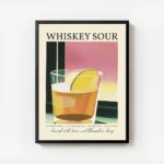 affiche de cocktail whiskey sour avec une tranche de citron et du texte typograp avec cadre.webp