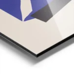 affiche de collage avec formes geometriques angulaires superposees en orange noi aluminium.webp