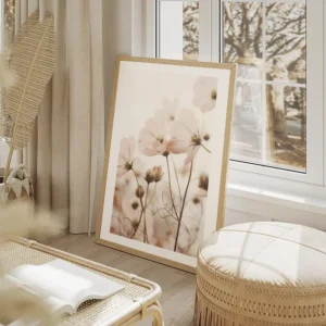 affiche de cosmos roses clairs aux petales delicats et tiges vertes sur fond bla salon beige.webp