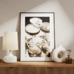 affiche de coupes de champagne empilees avec des bulles sur fond noir meuble.webp