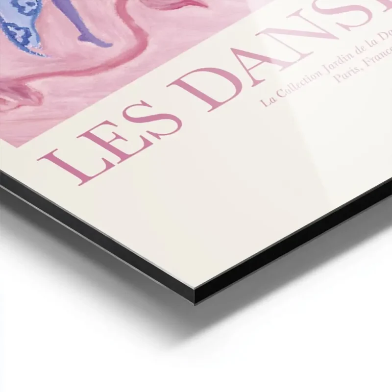 affiche de danseuses abstraites aux couleurs vibrantes sur fond floral rose aluminium.webp