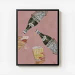 affiche de deux bouteilles de martini versant dans deux verres tenus par des mai avec cadre.webp